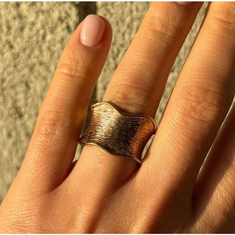 925 STERLING SILVER GOLD PLATED RING SIZE 6